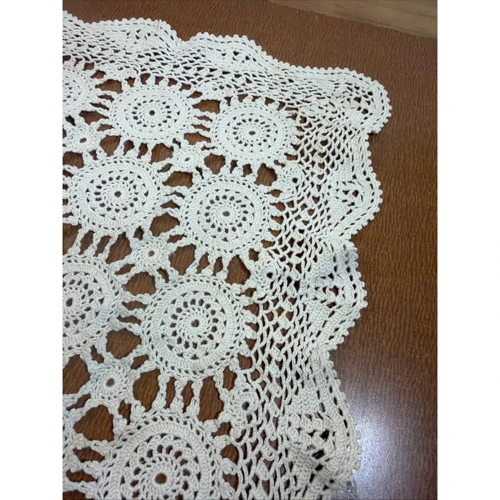 Vintage Crochet Kitchen Table Placemat Or Doily Beige Scalloped Edge 11 X 16.5